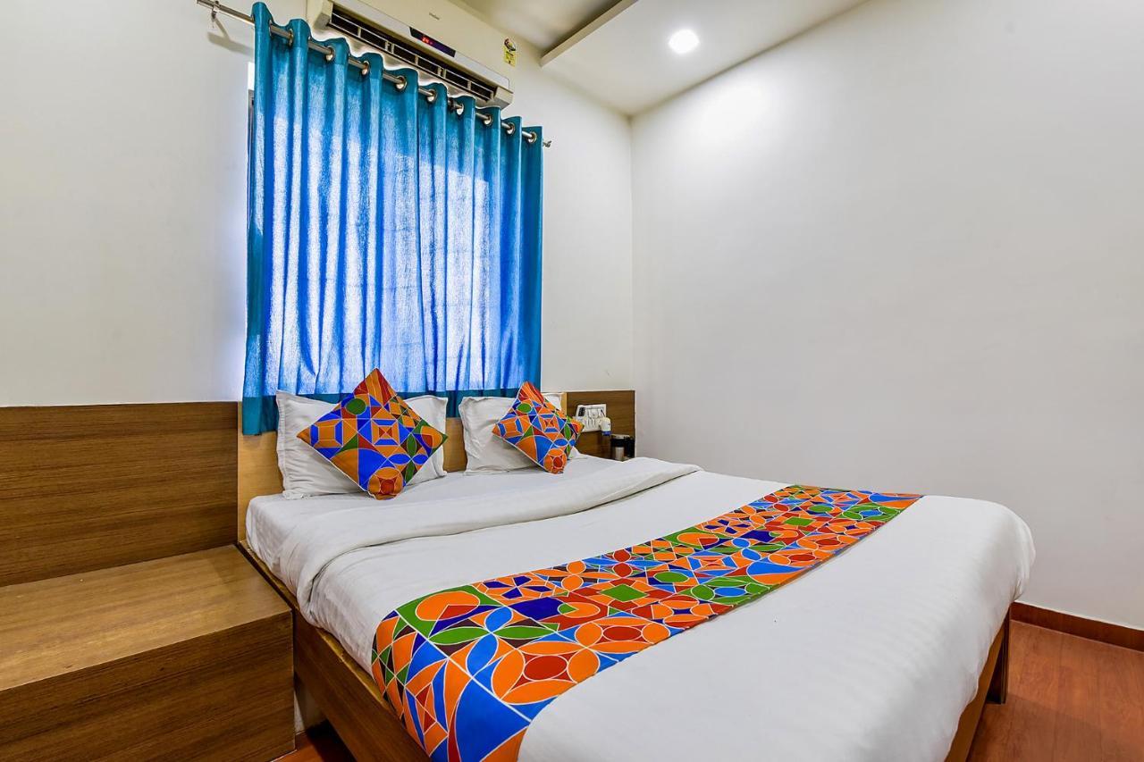 Fabexpress Relax Inn - Prahlad Nagar Sarkhej Exteriör bild